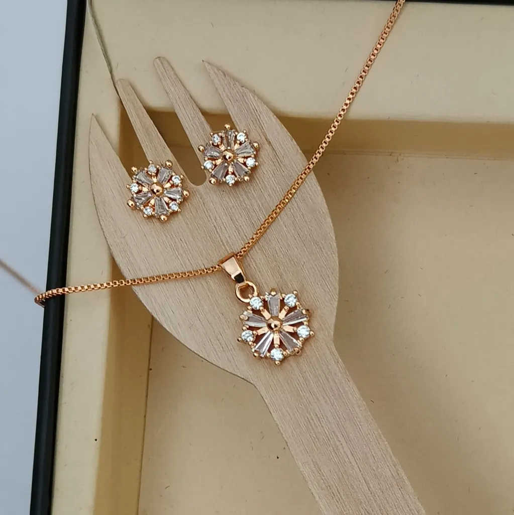 [PSG005] Radiant Floral Sparkle Pendant Set
