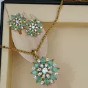Emerald Bloom Sparkle Pendant Set