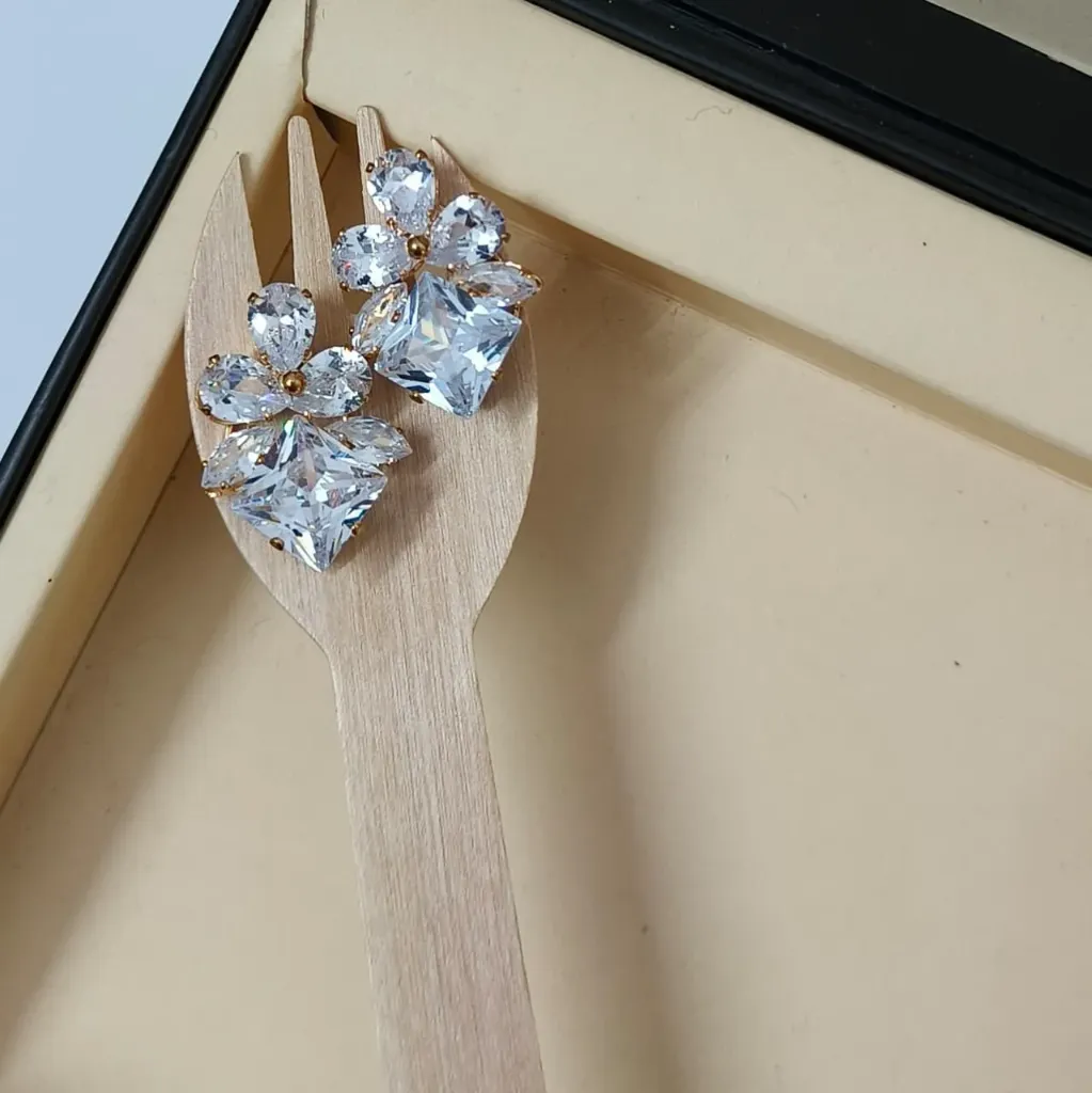 [ATEG019] Crystal Bloom Statement Drop Earrings – Anti Tarnish