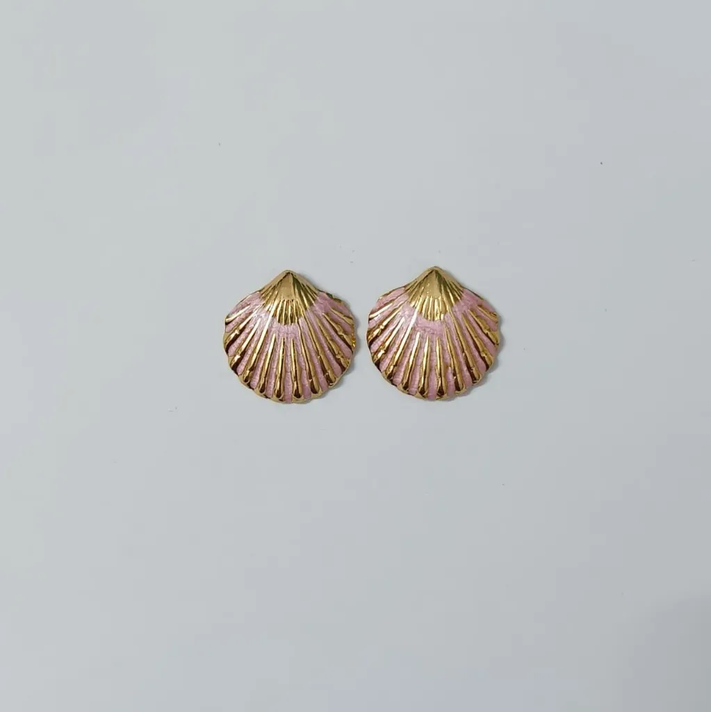 [ATEG033] Blush Seashell Stud Earrings – Anti Tarnish