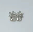 Crystal Bloom Pearl Stud Earrings – Anti Tarnish