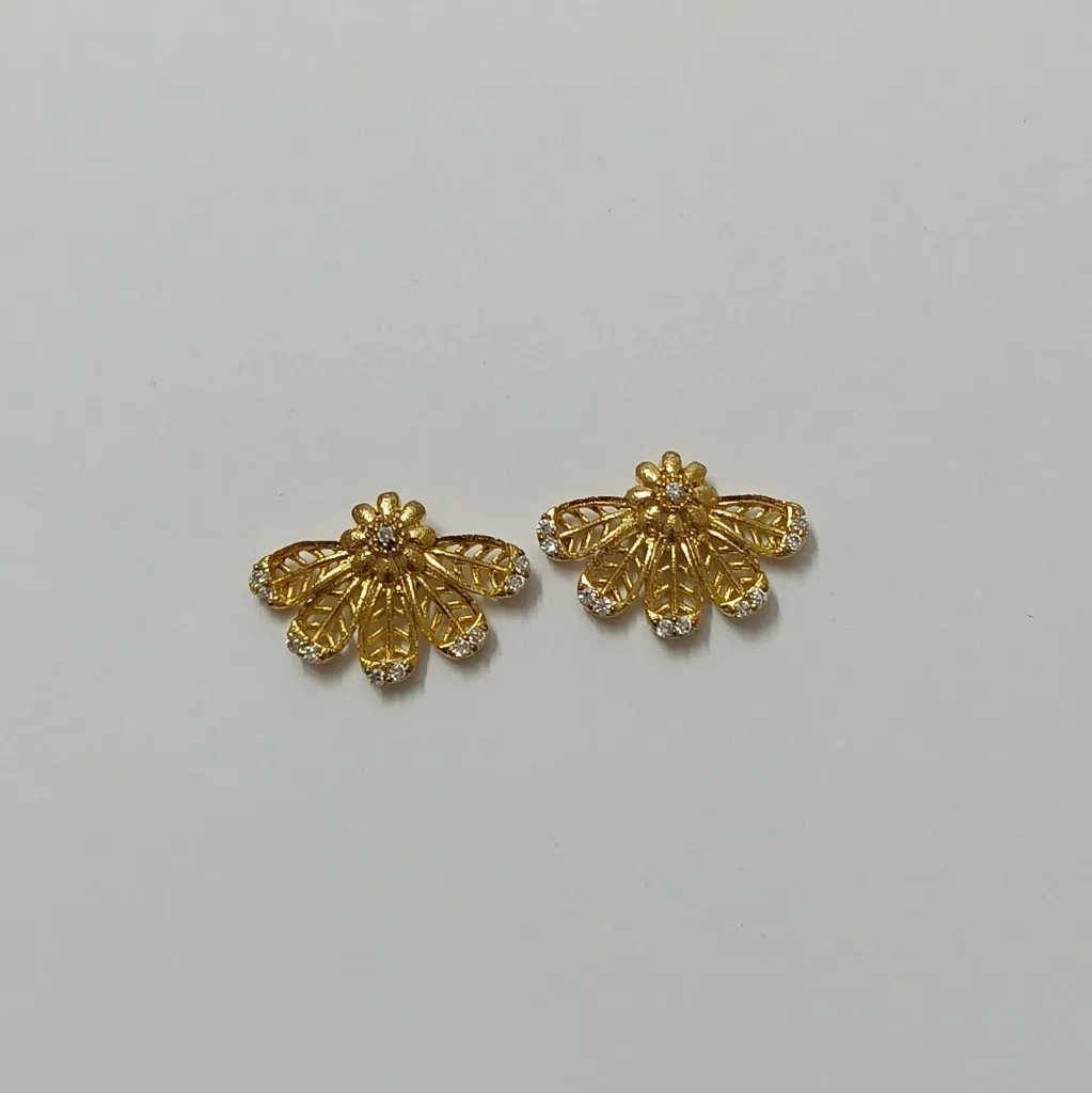 [ADEG001] American Diamond Floral Stud Earrings (Gold)