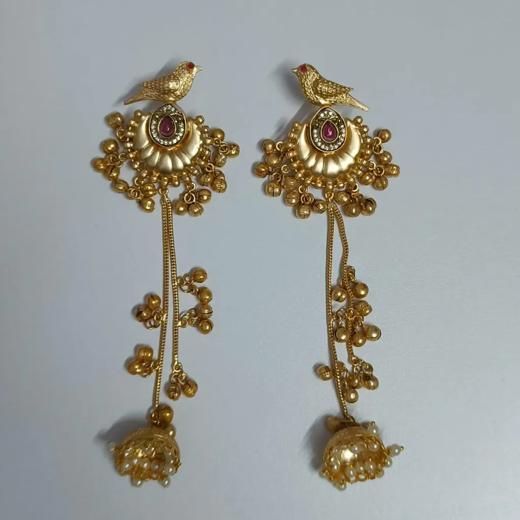 [KE009] Gold-Toned Bird Motif Long Jhumka Earrings