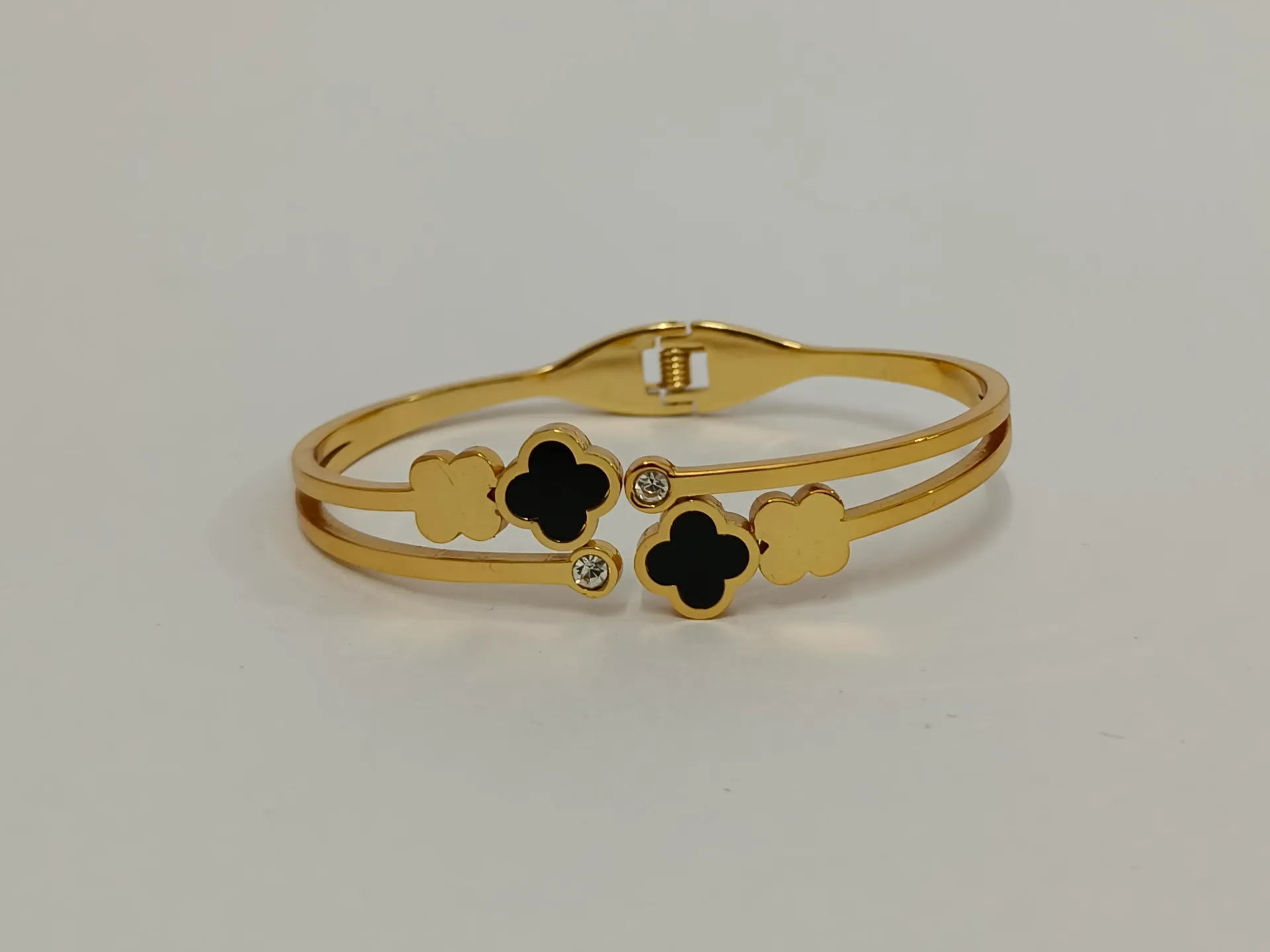 [ATBG020] Dual Clover Crystal Anti Tarnish Bracelet