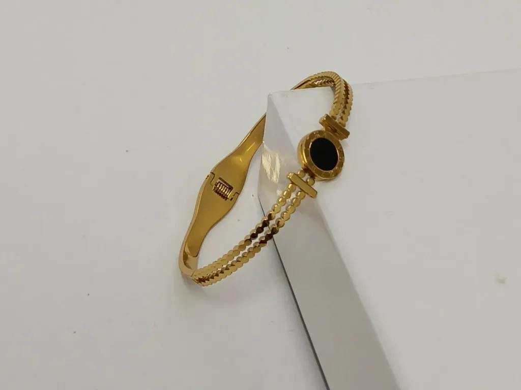 [ATBG001] Black Enamel Roman Dial Anti Tarnish Bracelet