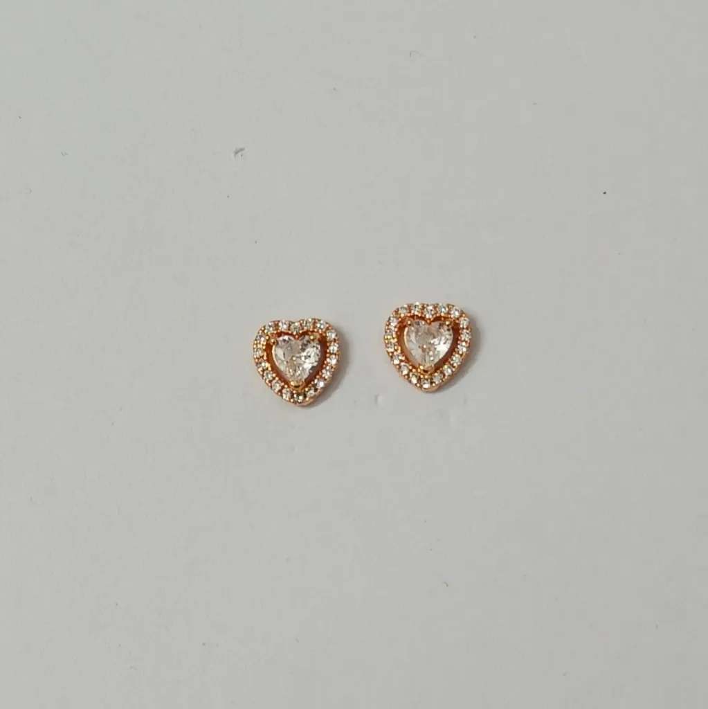 [EDCRG003] Dainty Heart Sparkle Stud Earrings