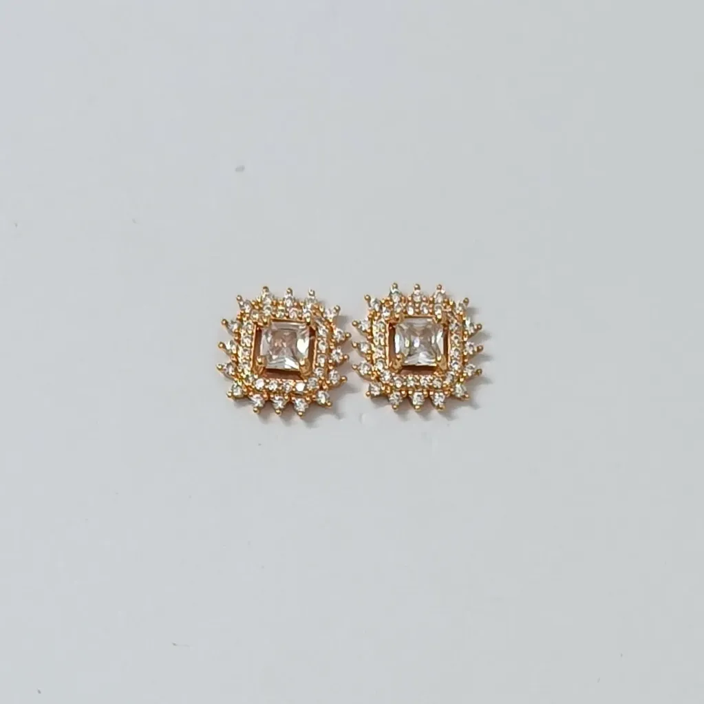 [EDCG007] Radiant Square Halo Stud Earrings