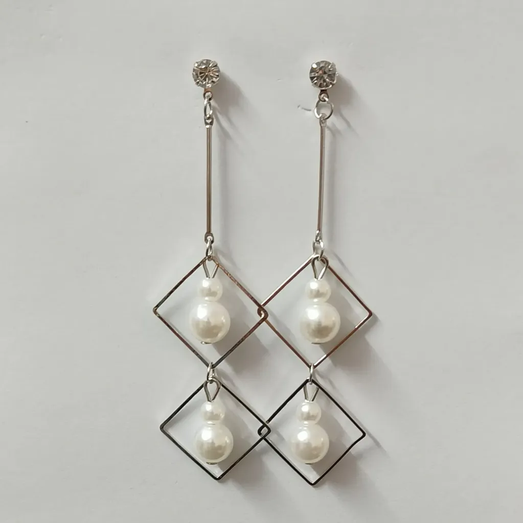 [ATES013] Geometric Pearl Drop Statement Earrings – Anti Tarnish