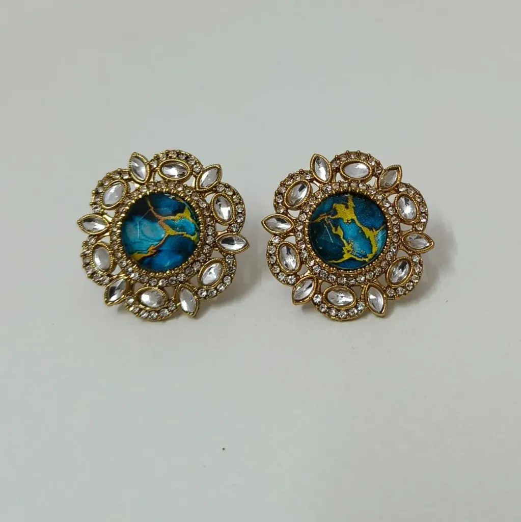 [EFSG004] Textured Crystal Cluster Stud Earrings (Blue)