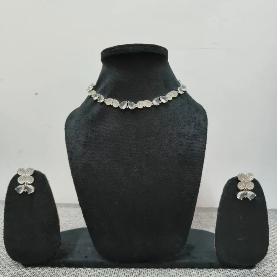 [SAD017] Floral Crystal Harmony Necklace Set – American Diamond