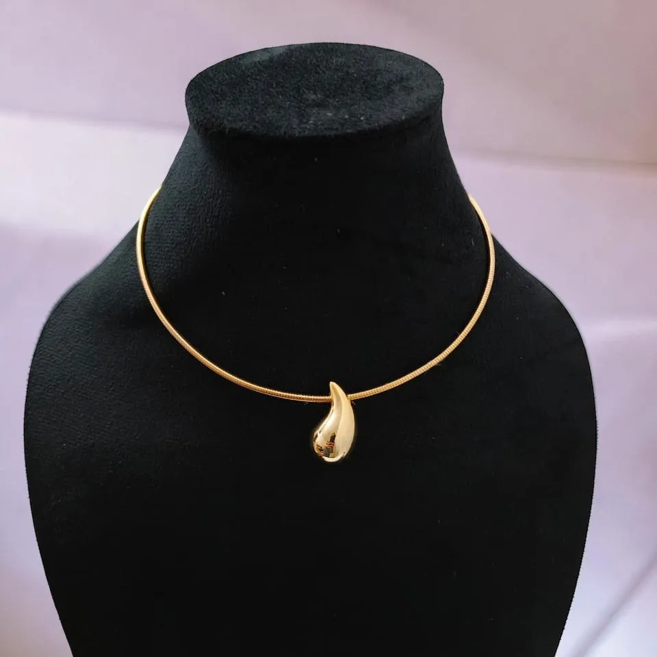 Golden Droplet Hasli Necklace – Stainless Steel (Anti-Tarnish)