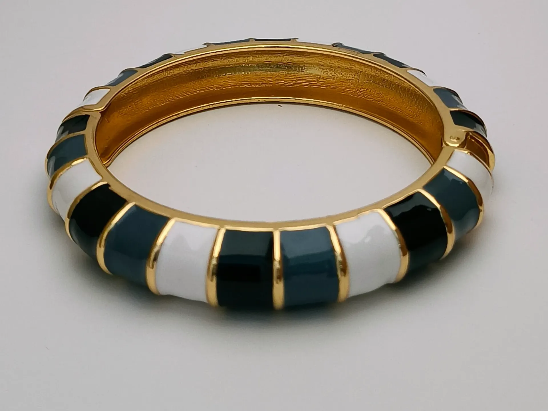 Multi-Tone Enamel Ribbed Anti Tarnish Bracelet