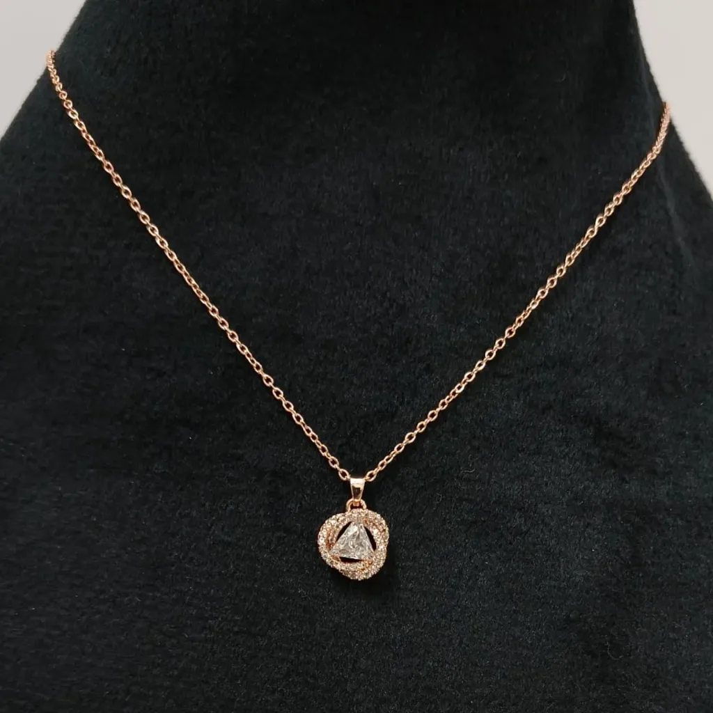 [CRG003] Halo Triangle Charm Pendant Necklace